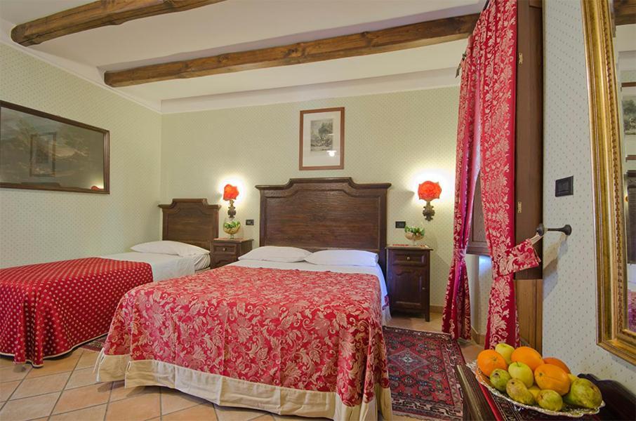 Hotel Ristorante Le Gole Di Ricci Aielli Exteriér fotografie